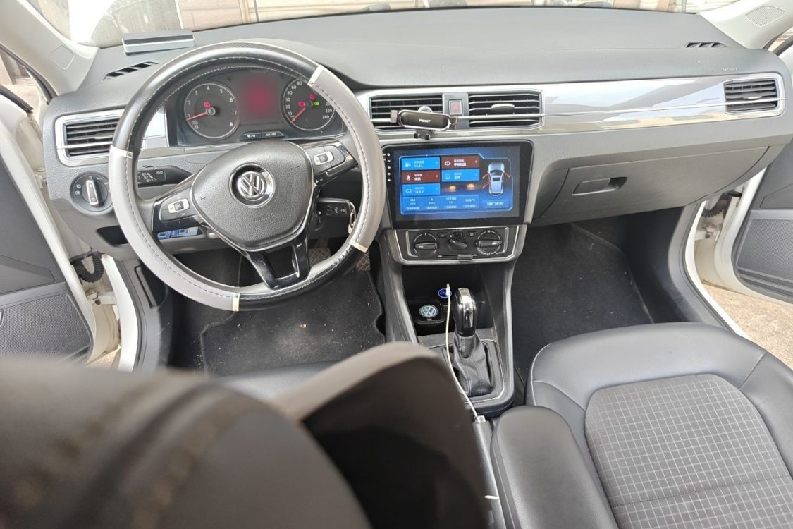 Volkswagen Santana 2016 immagine di auto #21