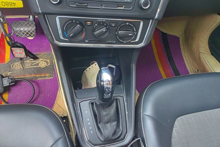 Volkswagen Santana 2018 #18 Volkswagen Santana 2018 car image #18