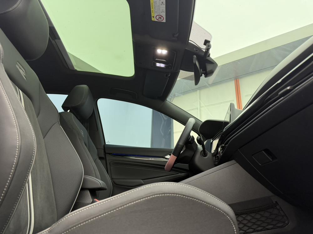 Volkswagen Golf 2021 #9 Volkswagen Golf 2021 car image #9