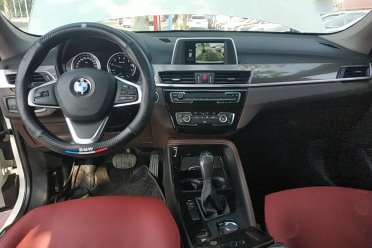 BMW X1 2018 #10 BMW X1 2018 car image #10