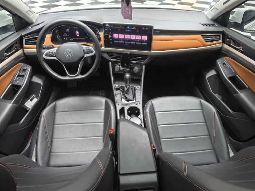 Volkswagen Bora 2023 car image #5