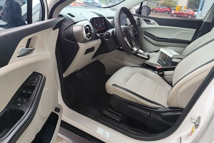 BYD Yuan Pro 2021 #16 BYD Yuan Pro 2021 car image #16