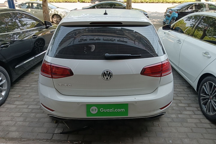 Volkswagen Golf 2020 #6 Volkswagen Golf 2020 car image #6