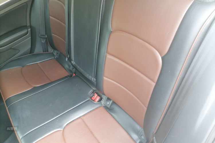 Volkswagen Golf 2014 car image #19