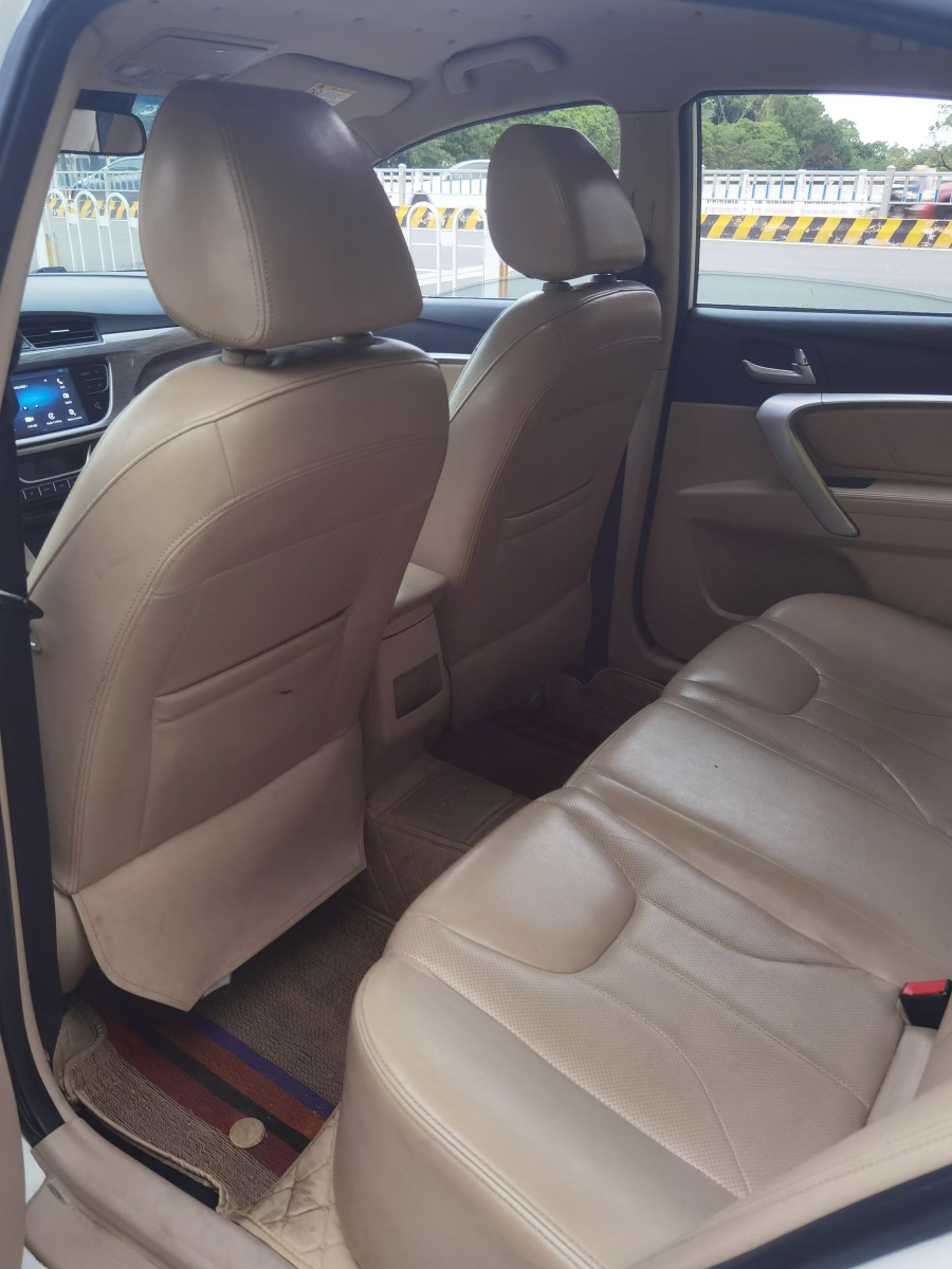 GEELY Emgrand 2017 #9 GEELY Emgrand 2017 car image #9