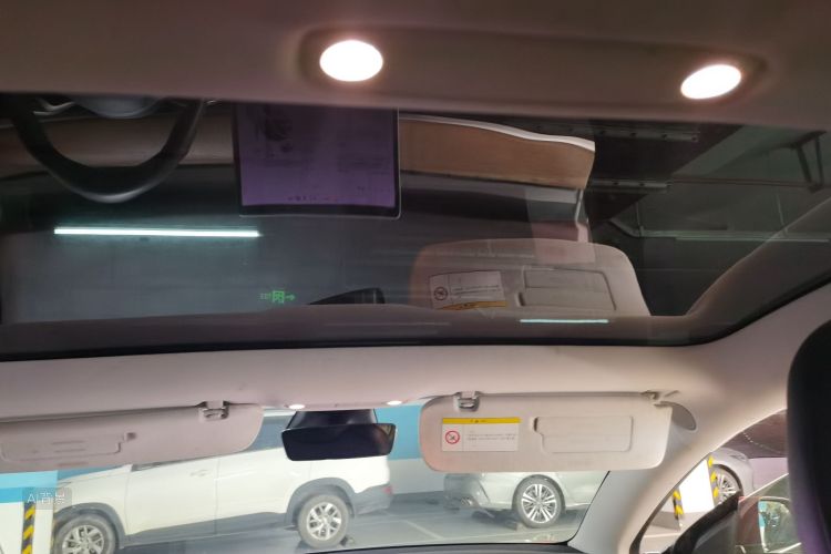 Tesla Model 3 2020 #20 Tesla Model 3 2020 car image #20