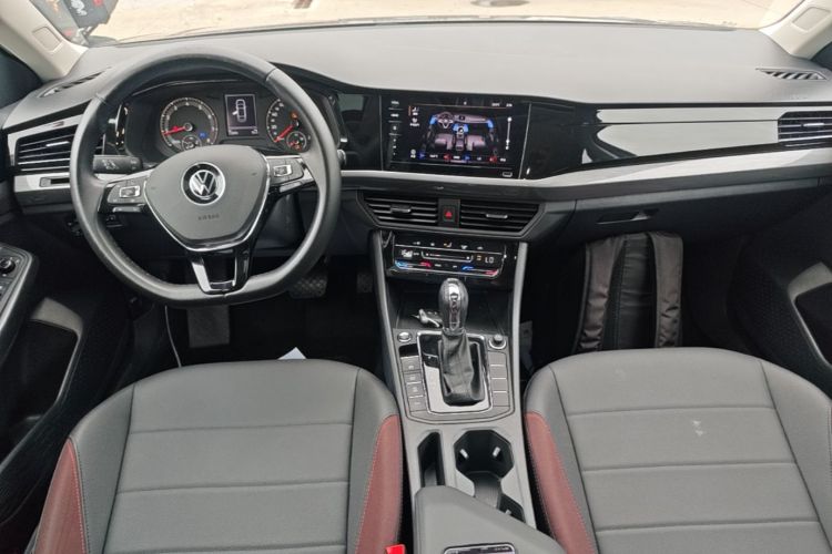 Volkswagen Bora 2021 car image #10
