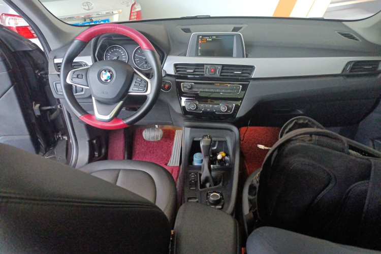BMW X1 2017 car image #10