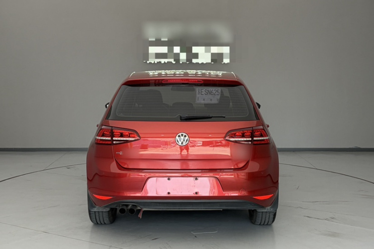 Volkswagen Golf 2017 car image #7