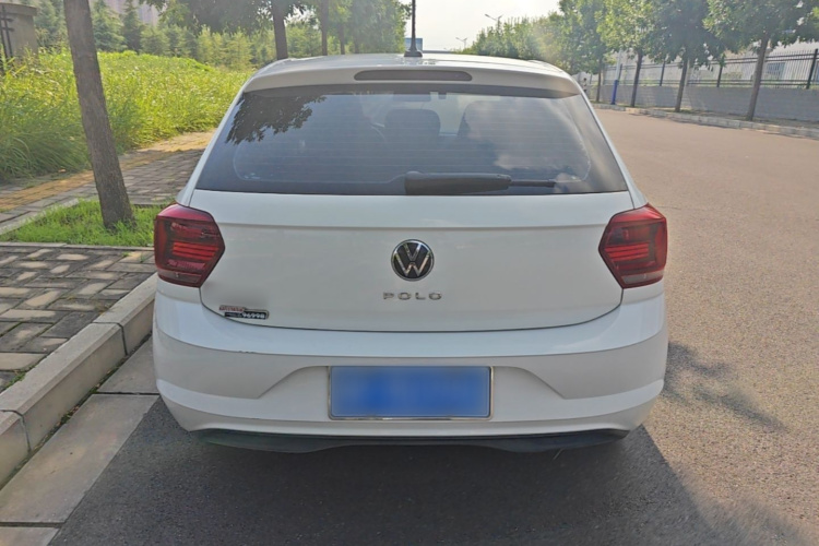 Volkswagen Polo 2021 car image #6