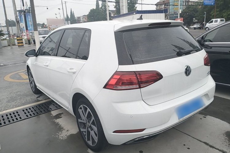 Volkswagen Golf 2020 #5 Volkswagen Golf 2020 car image #5