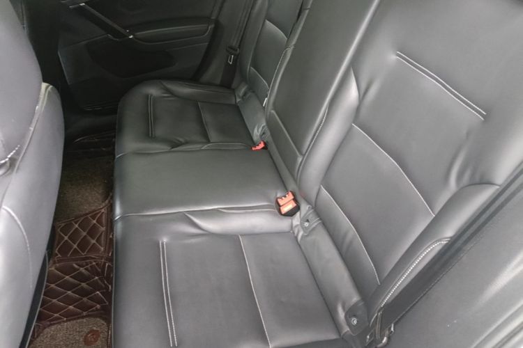 Volkswagen Golf 2016 car image #17