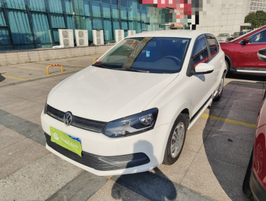 Volkswagen Polo 2017 car image 