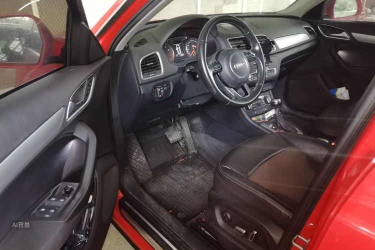 Audi Q3 2016 car image #18