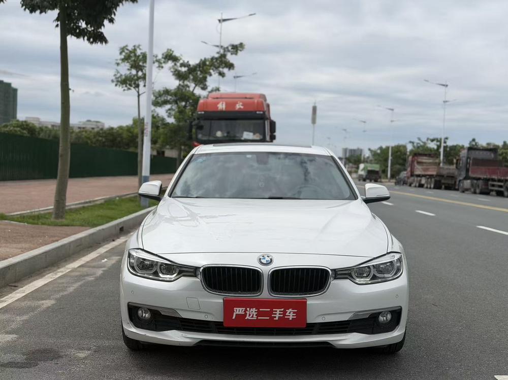 BMW 3 Series 2017 car image #2