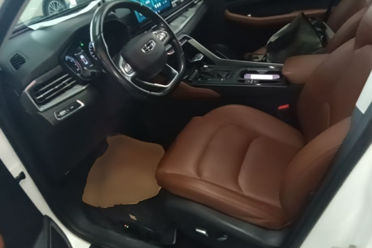 GEELY Vision X6 2022 immagine di auto #15