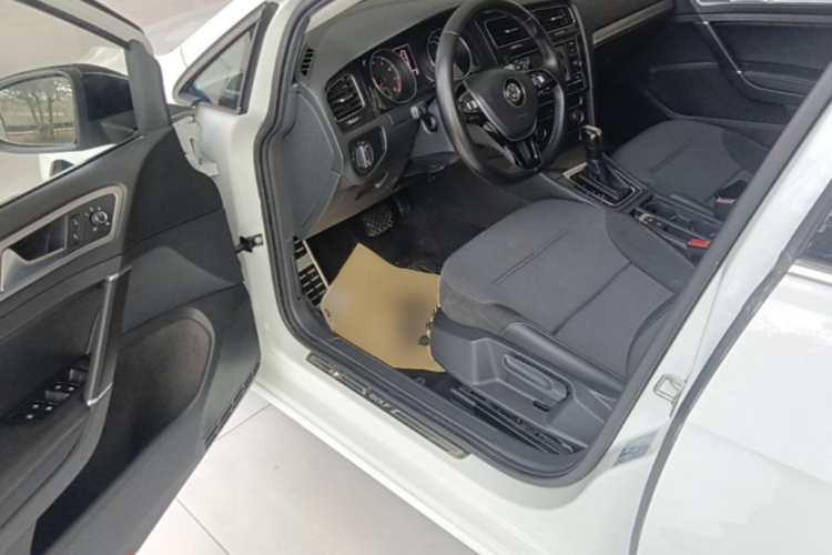 Volkswagen Golf 2018 #16 Volkswagen Golf 2018 car image #16