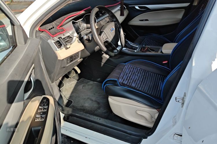 GEELY Emgrand 2018 car image #18