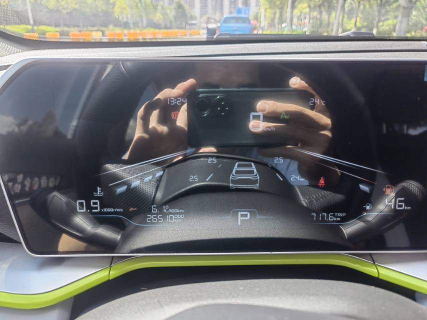 GEELY Coolray 2022 صورة سيارة #9