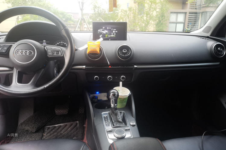 Audi A3 2019 car image #11
