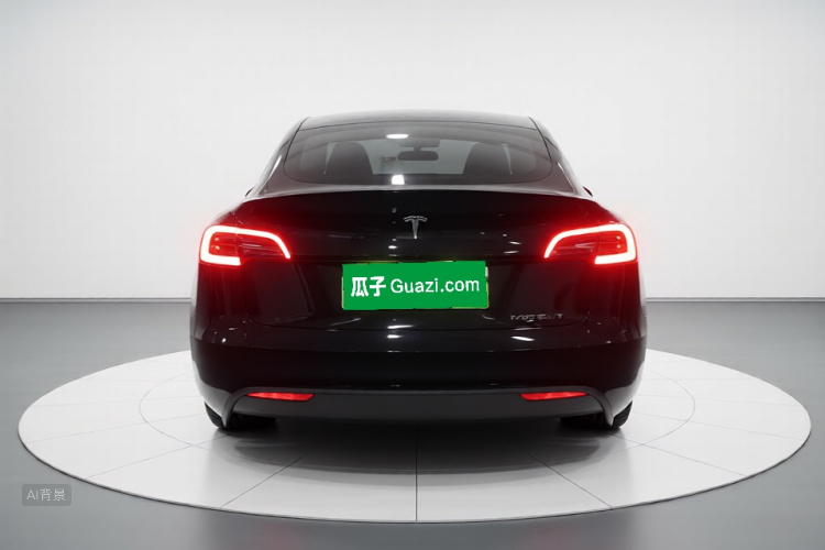 Tesla Model Y 2023 #4 Tesla Model Y 2023 car image #4