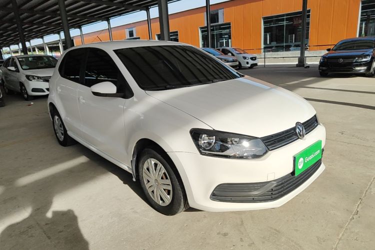 Volkswagen Polo 2016 car image #4