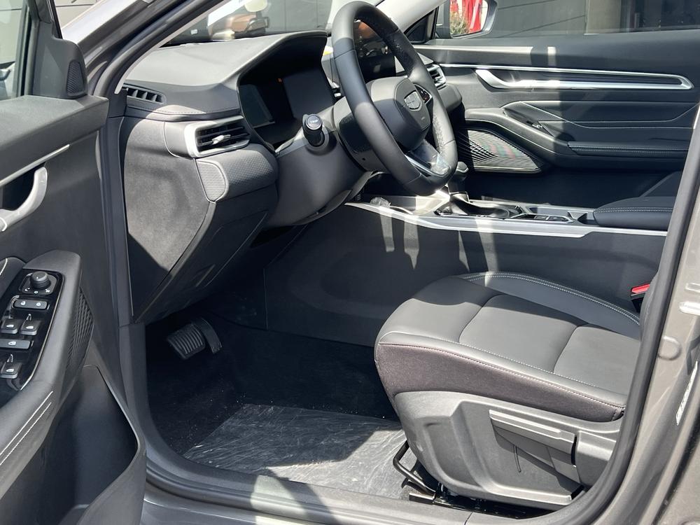 GEELY Emgrand 2026 #10 GEELY Emgrand 2026 car image #10