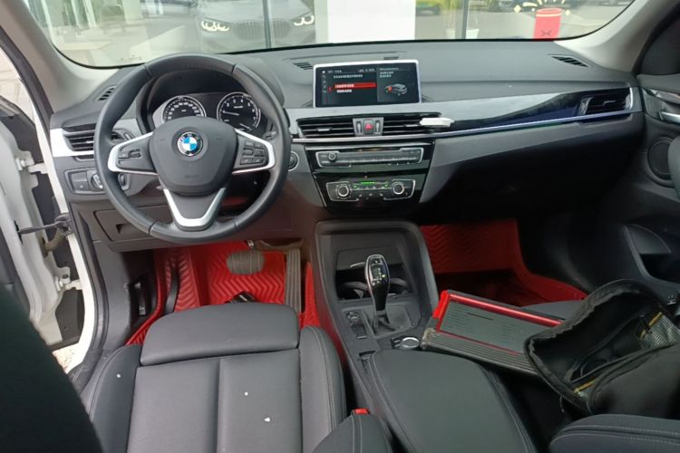 BMW X1 2020 car image #11