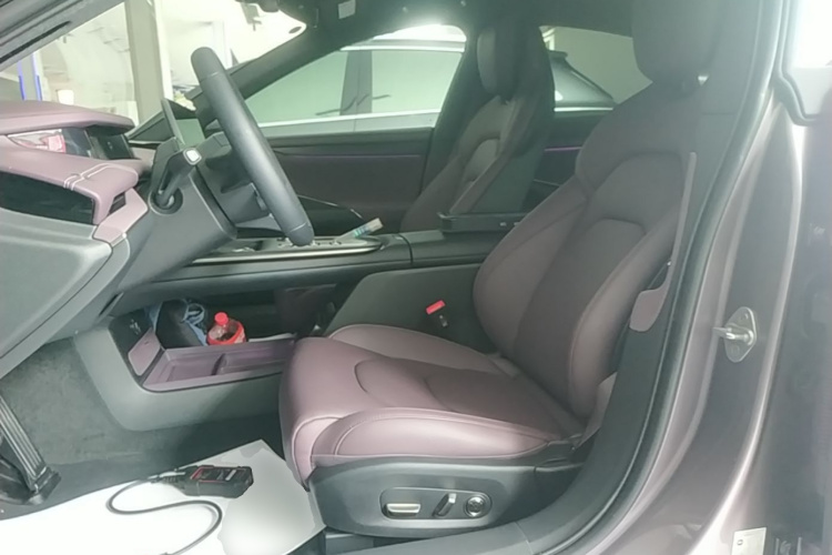 MI SU7 2025 car image #15