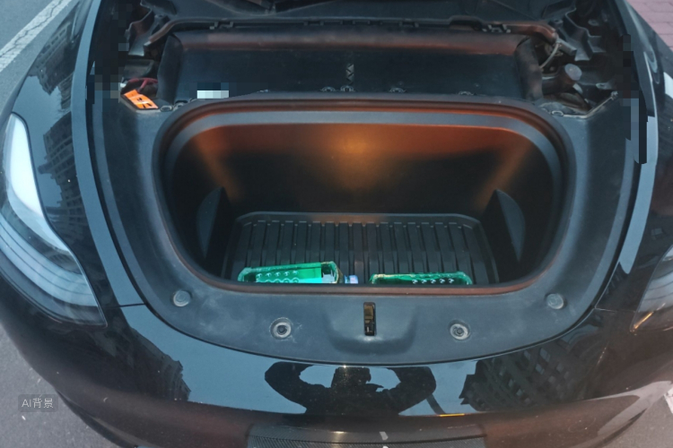Tesla Model Y 2023 car image #22