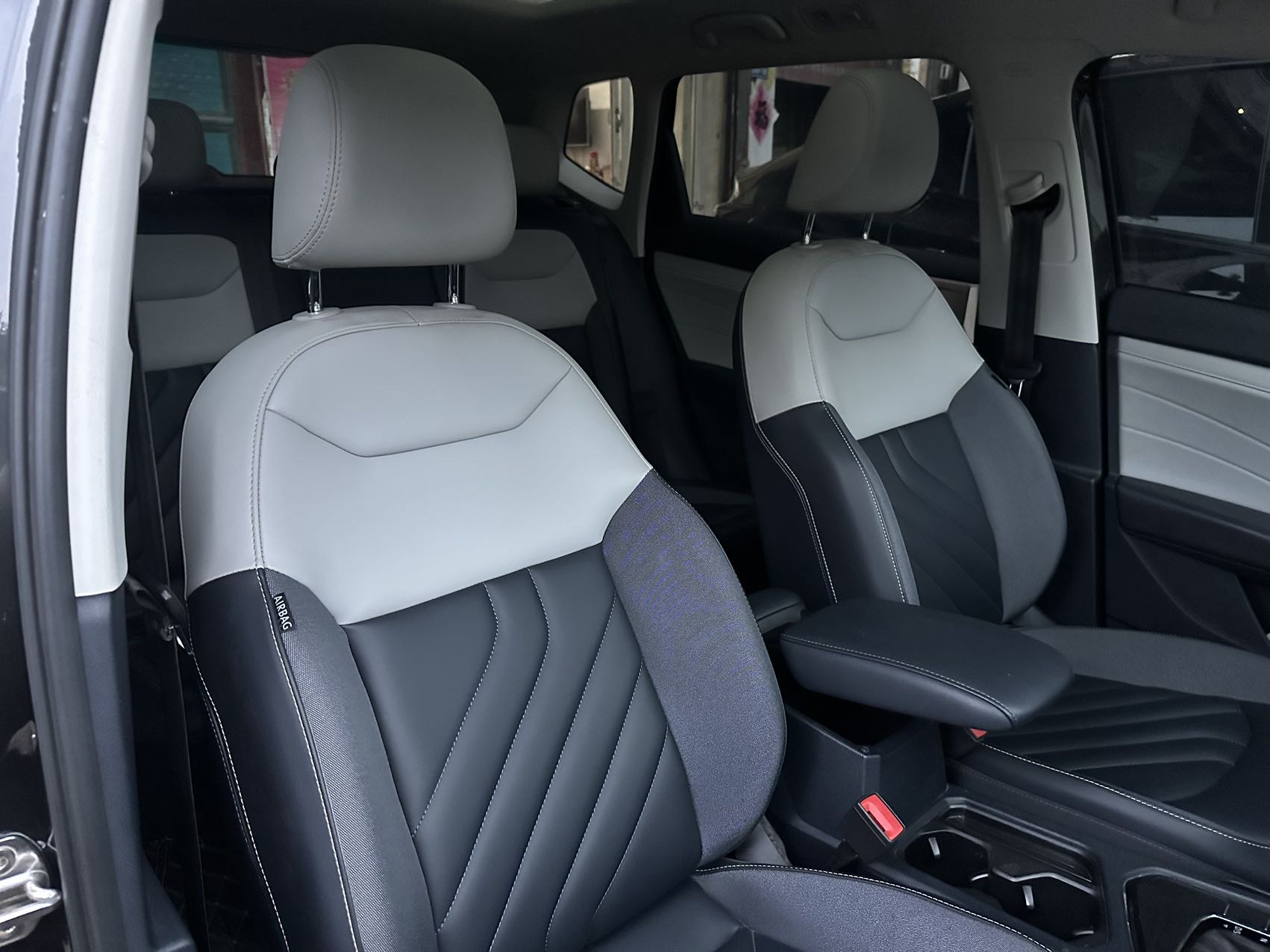 2024 #9 2024 immagine di auto #9