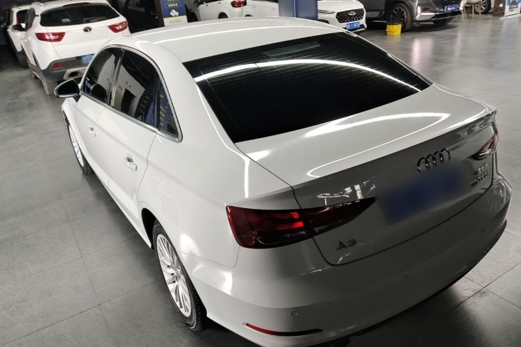 Audi A3 2017 car image #5