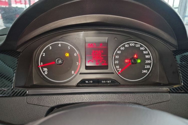 Volkswagen Santana 2022 car image #16