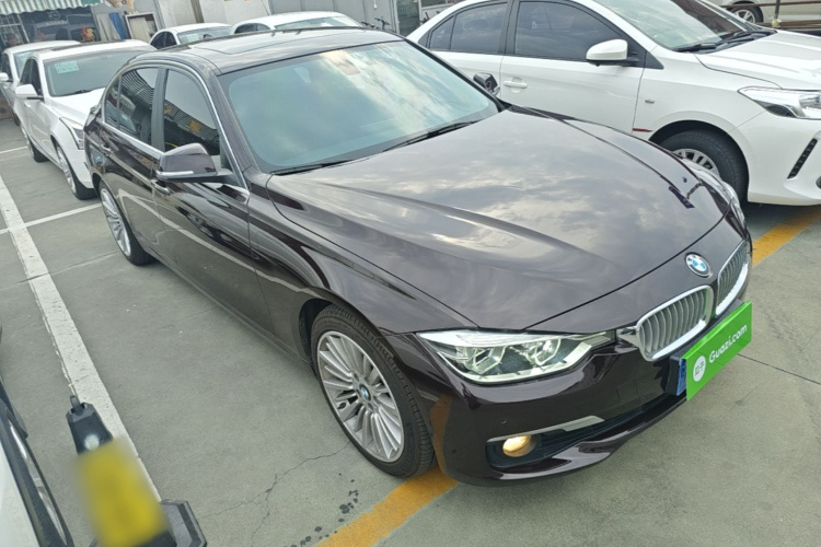 BMW 3 Series 2018 #6 BMW 3 Series 2018 car image #6