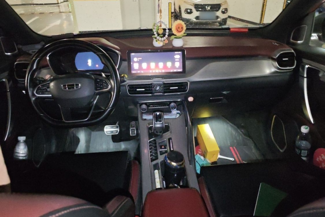 GEELY Coolray 2019 #21 GEELY Coolray 2019 car image #21