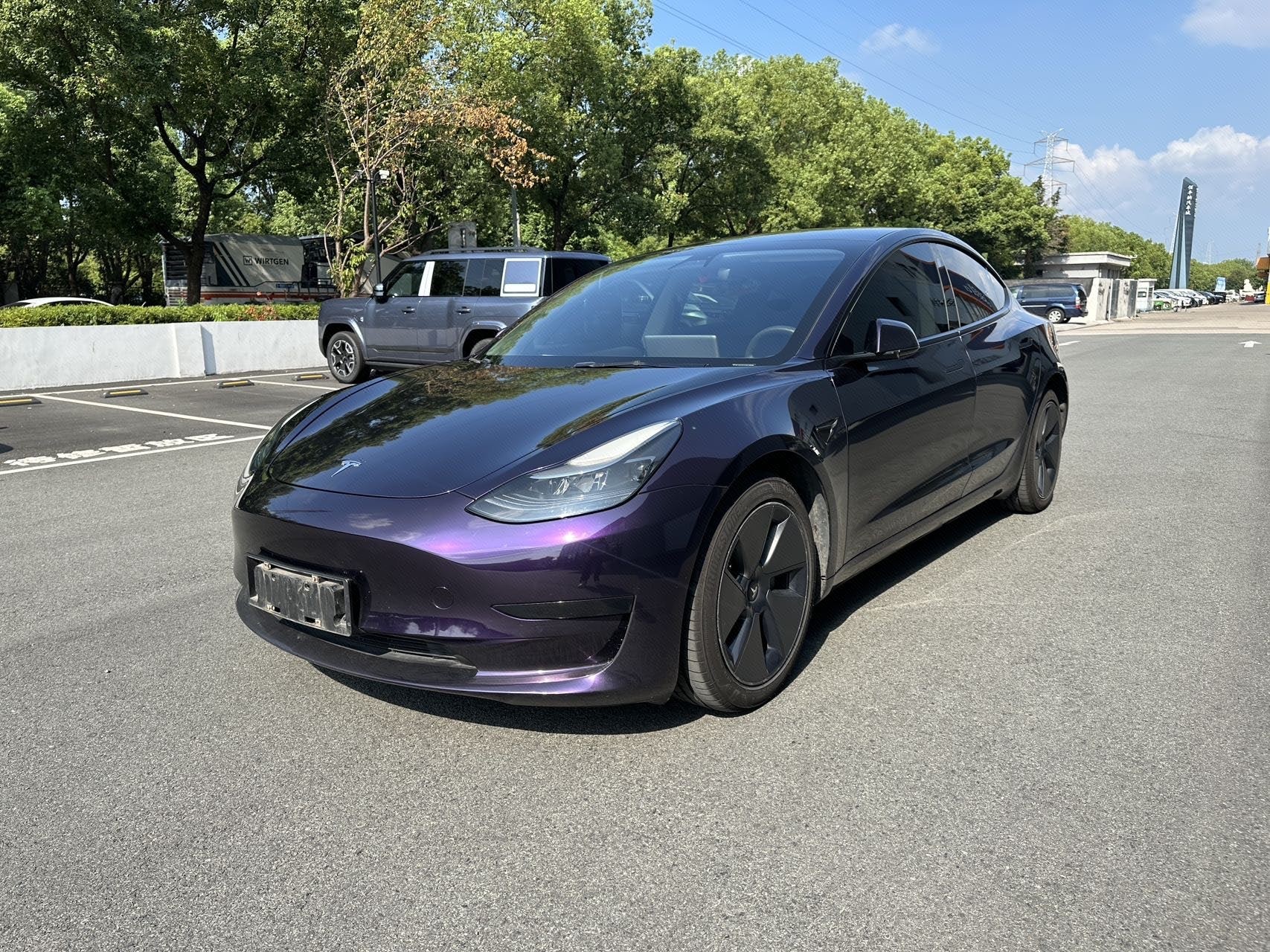 Tesla Model 3 2021 car image 