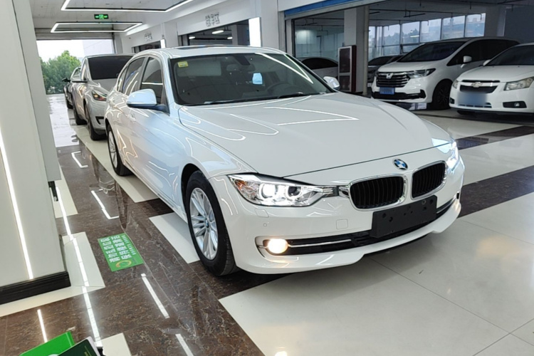BMW 3 Series 2015 #6 BMW 3 Series 2015 car image #6