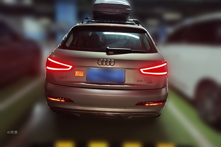 Audi Q3 2015 car image #6