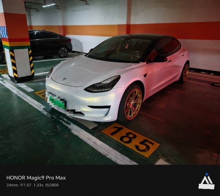 Tesla Model 3 2021 Tesla Model 3 2021 immagine di auto