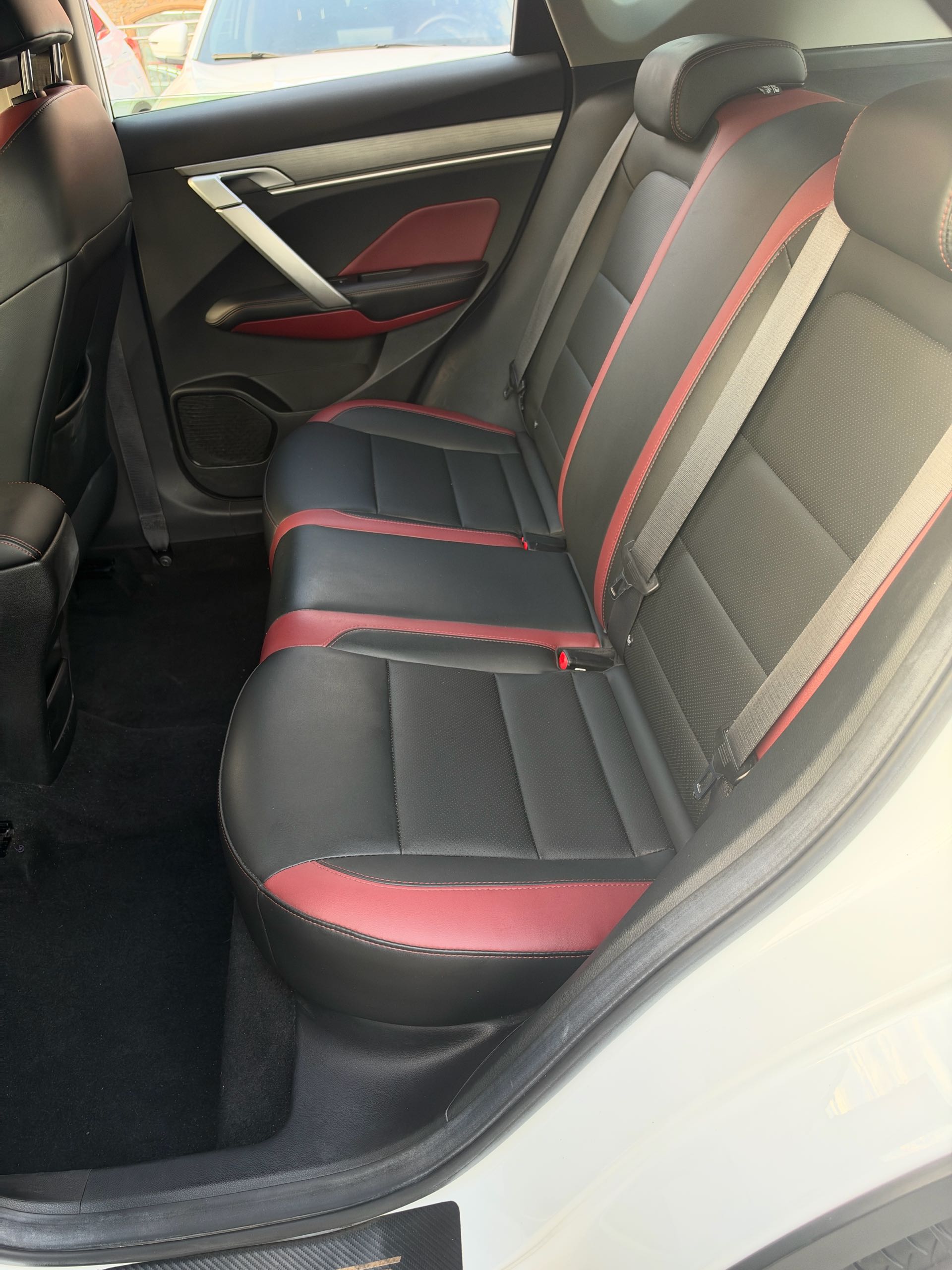 GEELY Coolray 2021 #6 GEELY Coolray 2021 car image #6