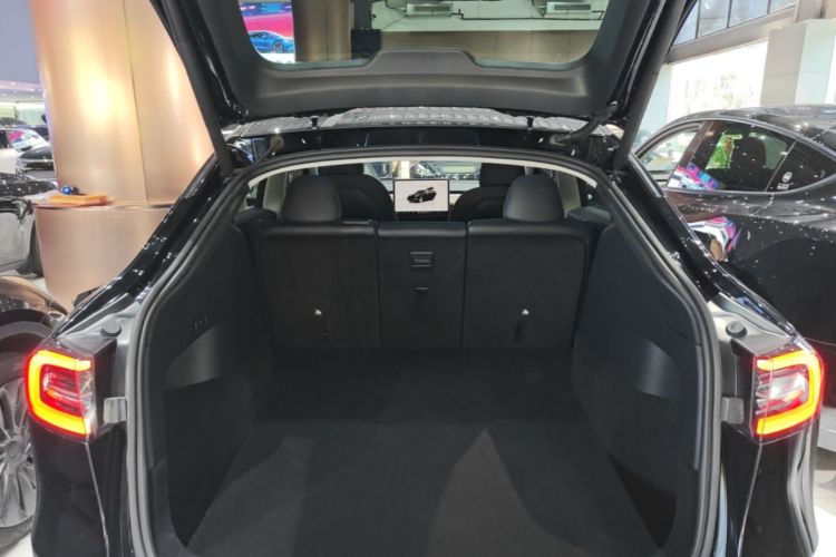 Tesla Model Y 2022 #19 Tesla Model Y 2022 car image #19