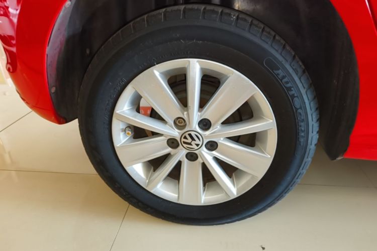 Volkswagen Polo 2018 car image #10