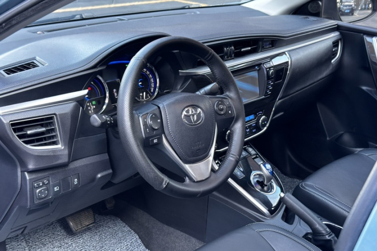 Toyota Corolla 2015 #15 Toyota Corolla 2015 car image #15