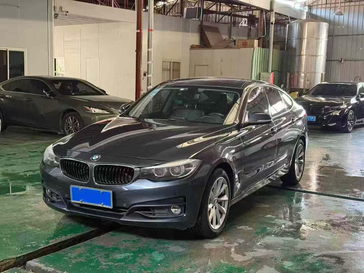 BMW 3 Series GT 2019 BMW 3 Series GT 2019 car image
