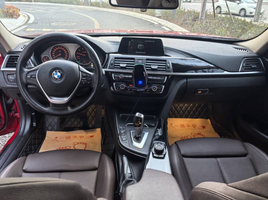 BMW 3 Series 2018 #7 BMW 3 Series 2018 car image #7