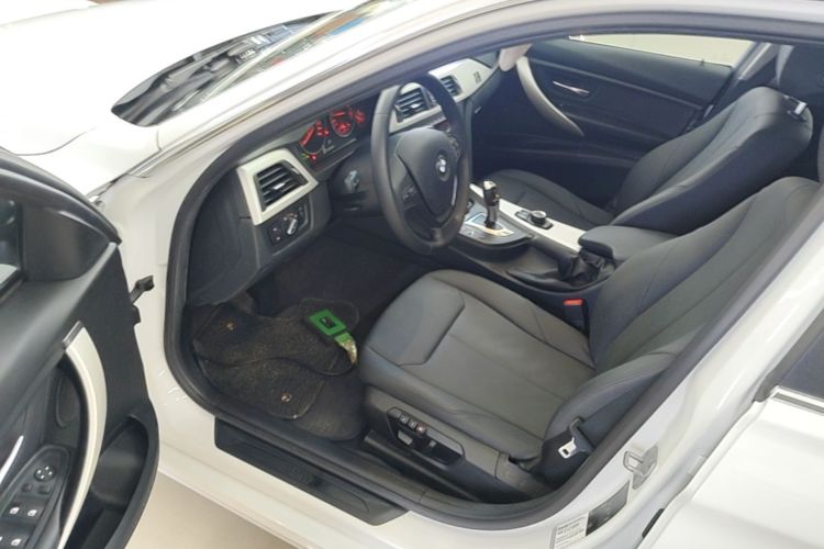BMW 3 Series 2015 #12 BMW 3 Series 2015 car image #12