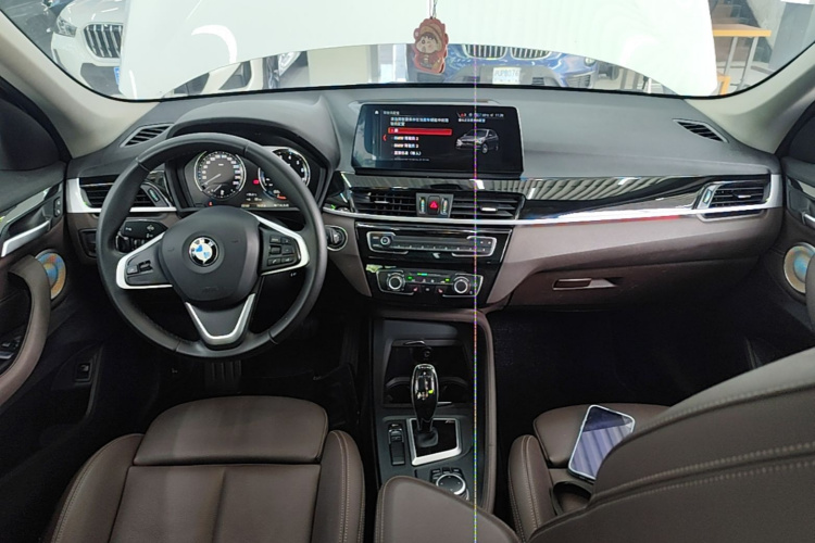 BMW X1 2022 immagine di auto #10