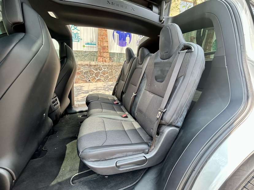 Tesla Model X 2018 #5 Tesla Model X 2018 car image #5
