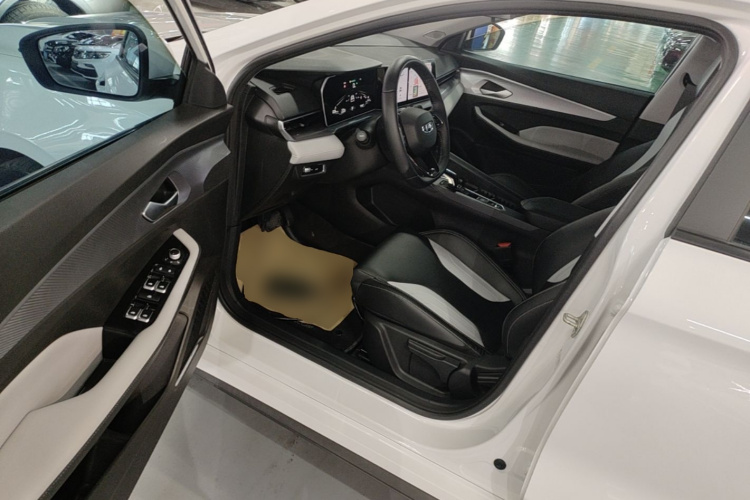 GEELY Binray 2023 #16 GEELY Binray 2023 car image #16