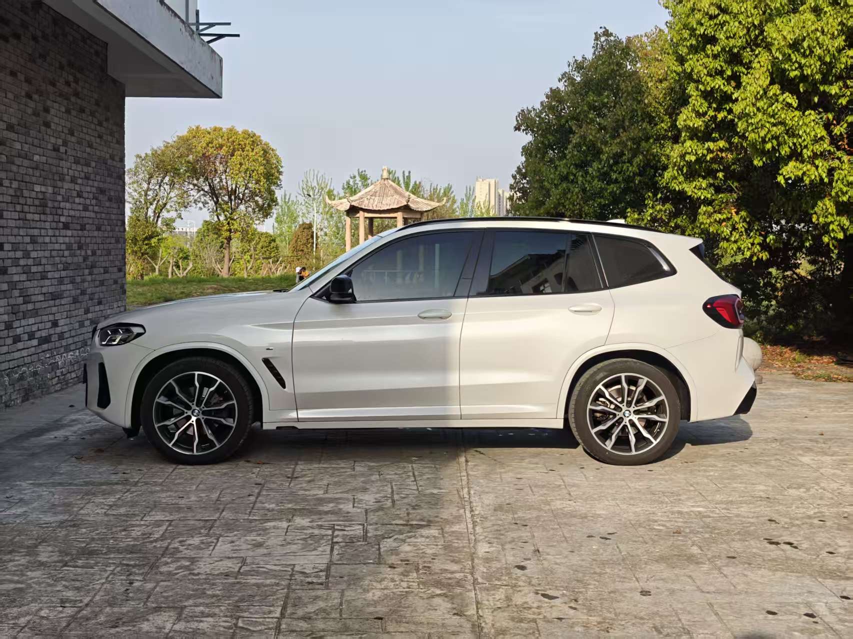 BMW X3 2022 car image #4